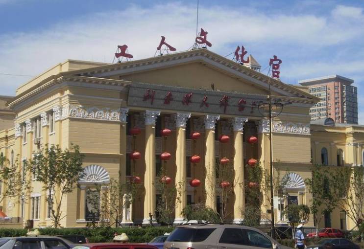 上海普陀“五一”假期接待游客同比增长145%(图1)